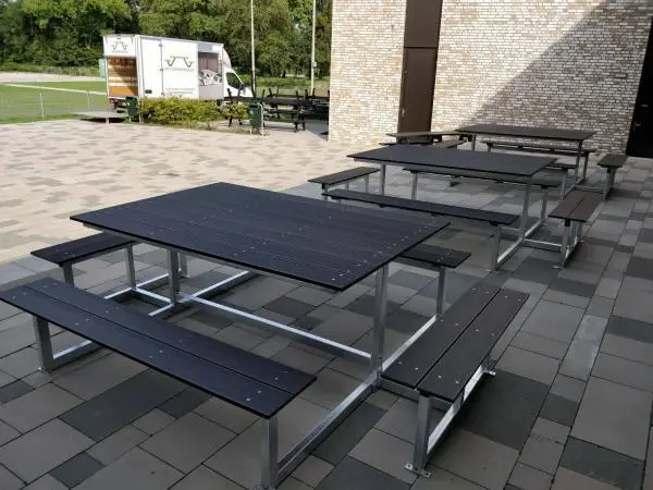 Vierkante picknicktafel metaal